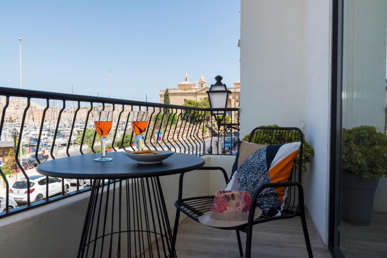 Vittoriosa' Seafront 2 Bed Highly Furnished Apartment ภายนอก รูปภาพ