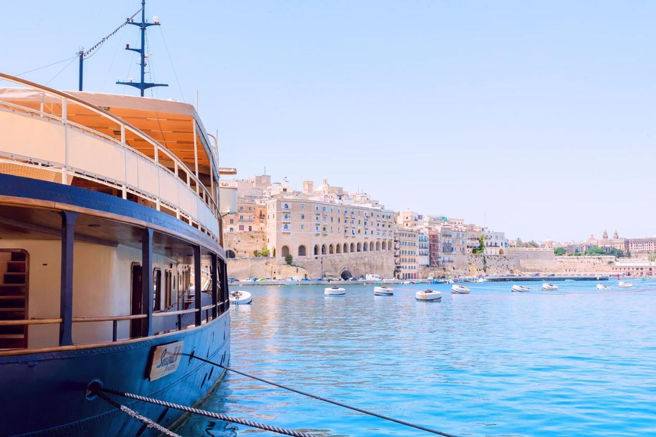 Vittoriosa' Seafront 2 Bed Highly Furnished Apartment ภายนอก รูปภาพ